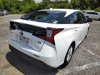 TOYOTA PRIUS 2019 Image 2