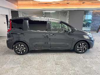 TOYOTA SIENTA 2023 Image 4