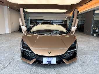 LAMBORGHINI REVUELTO 2025 Image 2