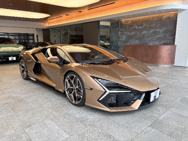 LAMBORGHINI REVUELTO 2025 Image 19