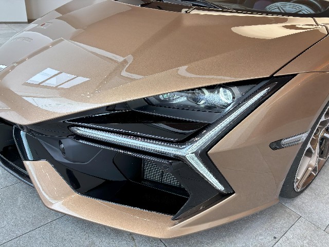 LAMBORGHINI REVUELTO 2025 Image 29