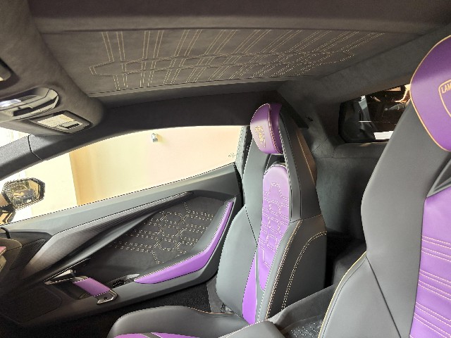 LAMBORGHINI REVUELTO 2025 Image 47