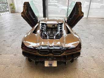 LAMBORGHINI REVUELTO 2025 Image 10