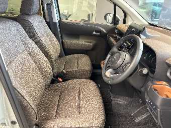 TOYOTA SIENTA 2024 Image 16