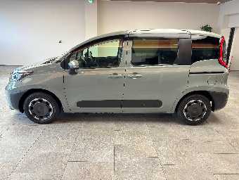 TOYOTA SIENTA 2024 Image 8
