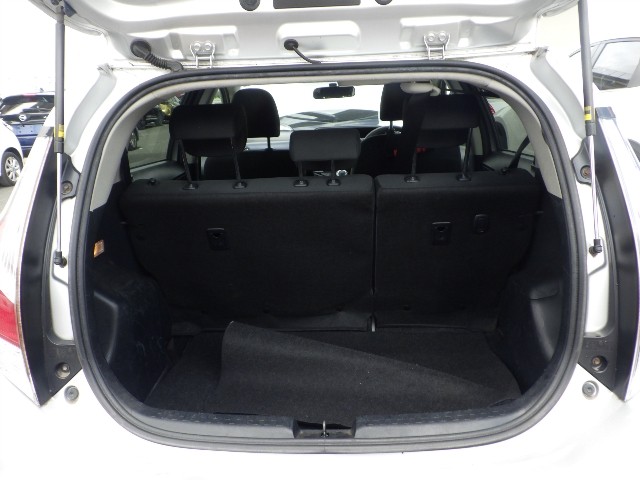 TOYOTA AQUA 2016 Image 24