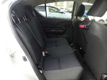 TOYOTA AQUA 2016 Image 11