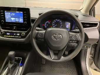 TOYOTA COROLLA TOURING 2020 Image 6