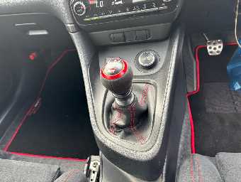 TOYOTA GR YARIS 2023 Image 12