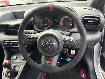 TOYOTA GR YARIS 2023 Image 8