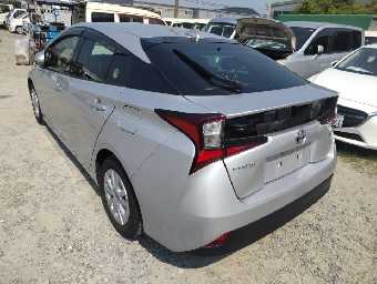 TOYOTA PRIUS 2020 Image 4