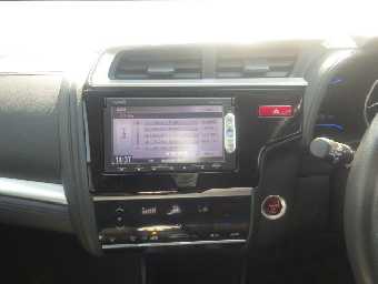 HONDA FIT HYBRID 2014 Image 6