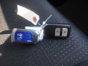 HONDA FIT HYBRID 2014 Image 8