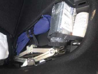 HONDA FIT HYBRID 2014 Image 16