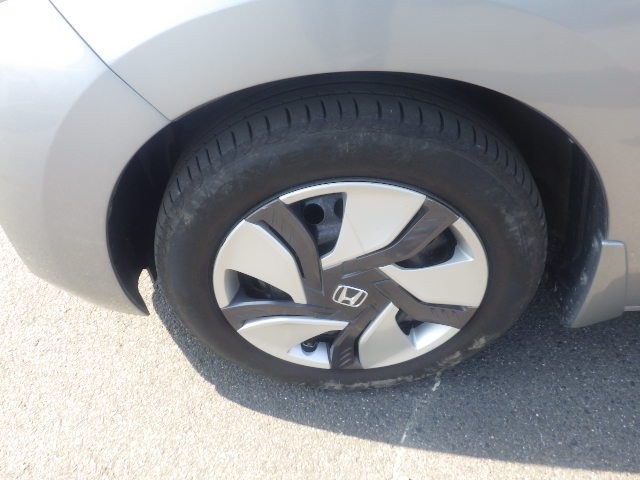 HONDA FIT HYBRID 2014 Image 33