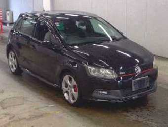 VOLKSWAGEN POLO 2012 Image 4