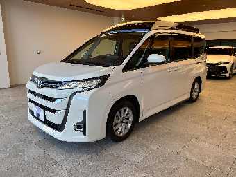 TOYOTA NOAH 2024 Image 1