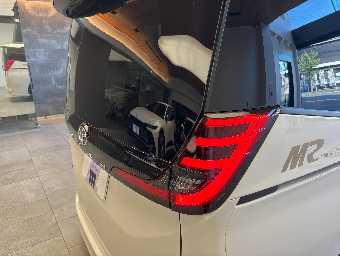 TOYOTA NOAH 2024 Image 22