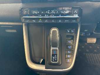 TOYOTA NOAH 2024 Image 53
