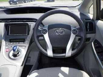 TOYOTA PRIUS 2014 Image 3