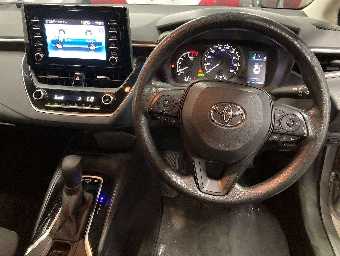 TOYOTA COROLLA TOURING 2021 Image 9