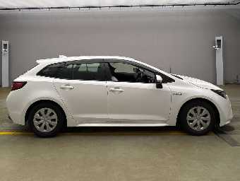 TOYOTA COROLLA TOURING 2020 Image 6