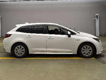 TOYOTA COROLLA TOURING 2020 Image 6