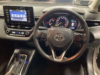 TOYOTA COROLLA TOURING 2020 Image 9