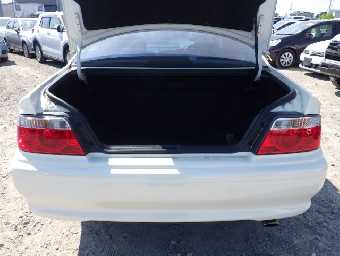 TOYOTA CHASER 1998 Image 11