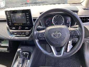 TOYOTA COROLLA TOURING 2020 Image 6
