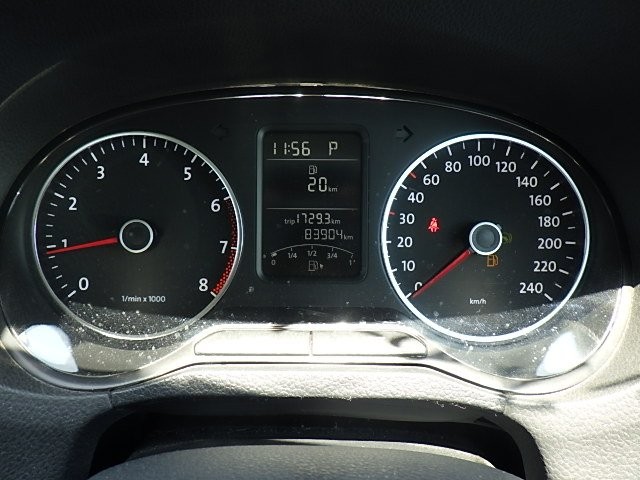 VOLKSWAGEN POLO 2014 Image 19