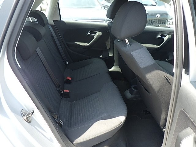 VOLKSWAGEN POLO 2014 Image 24