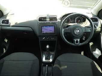 VOLKSWAGEN POLO 2014 Image 5