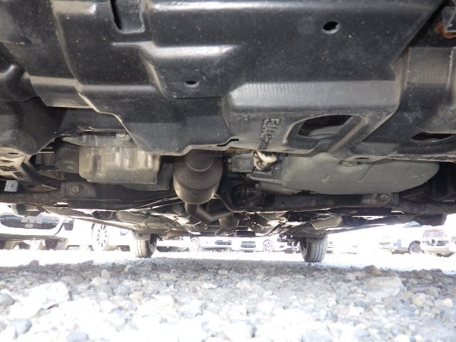 TOYOTA VITZ 2015 Image 28