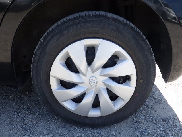 TOYOTA VITZ 2015 Image 33