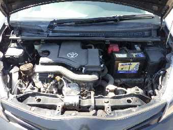 TOYOTA VITZ 2015 Image 21