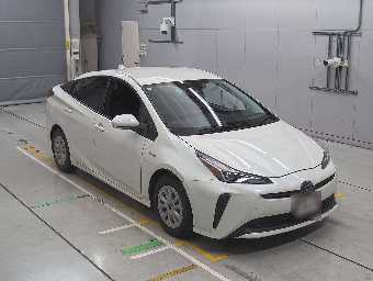 TOYOTA PRIUS 2019 Image 5