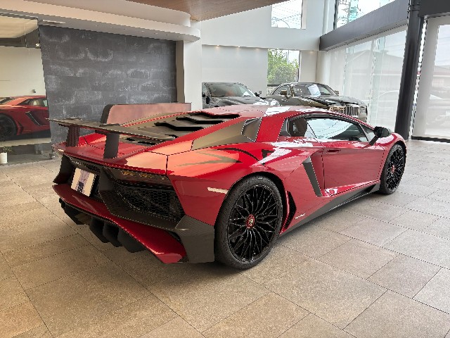 LAMBORGHINI AVENTADOR 2017 Image 21