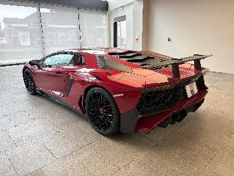 LAMBORGHINI AVENTADOR 2017 Image 17