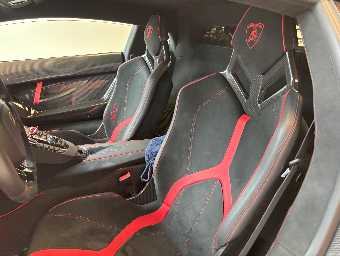 LAMBORGHINI AVENTADOR 2017 Image 25