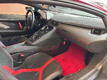 LAMBORGHINI AVENTADOR 2017 Image 26