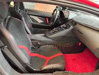 LAMBORGHINI AVENTADOR 2017 Image 27