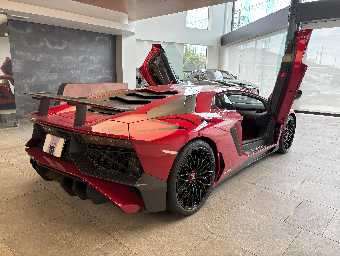 LAMBORGHINI AVENTADOR 2017 Image 5