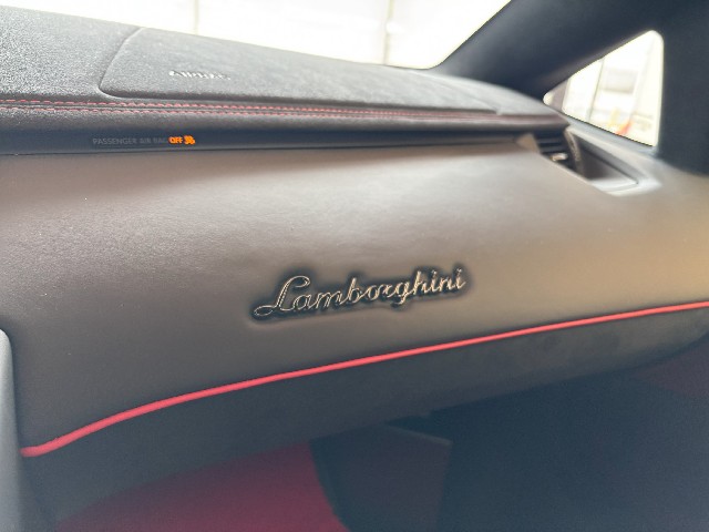 LAMBORGHINI AVENTADOR 2017 Image 46