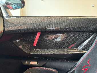 LAMBORGHINI AVENTADOR 2017 Image 41