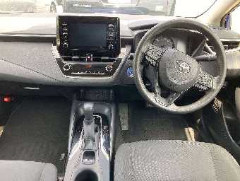 TOYOTA COROLLA TOURING 2020 Image 6