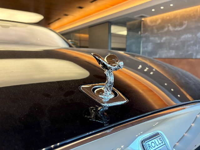 ROLLS ROYCE SPECTRE 2024 Image 21