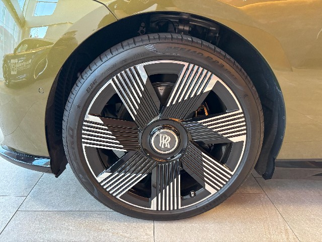 ROLLS ROYCE SPECTRE 2024 Image 24