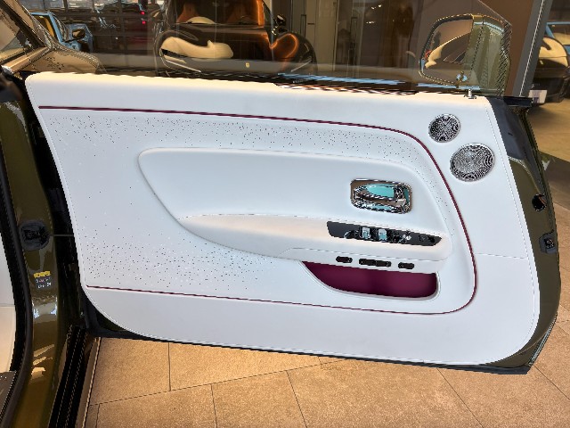 ROLLS ROYCE SPECTRE 2024 Image 31