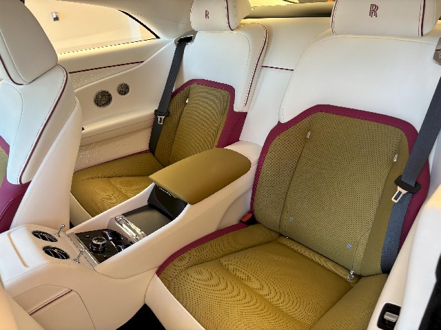 ROLLS ROYCE SPECTRE 2024 Image 32